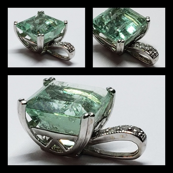 Jewelry - Gift jeanie Emerald Diamond 14K White Gold Pendant